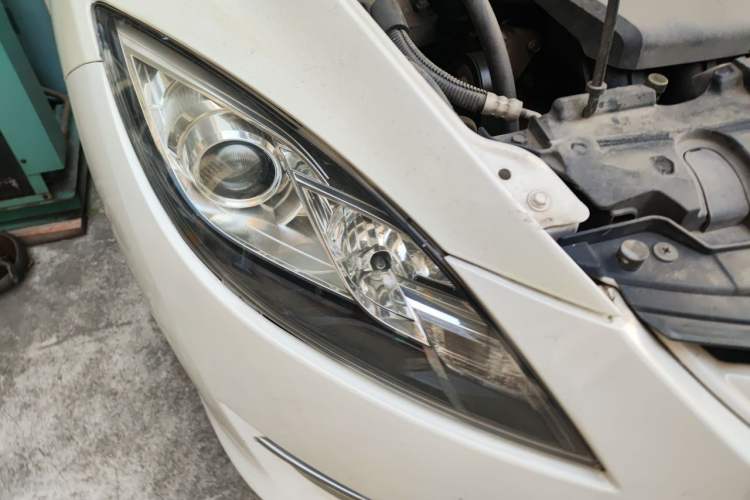 Used Mazda 6 2015 2.0L Automatic Elite Edition Right Front Headlight