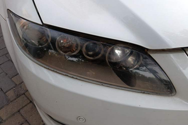 Used Mazda 6 2015 2.0L Automatic Classic Version Right Front Headlight