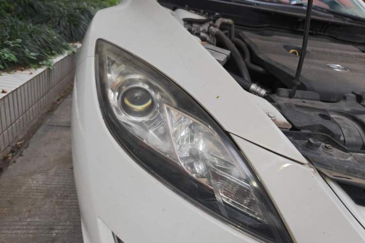Used Mazda 6 2015 2.0L Automatic Elite Edition Right Front Headlight