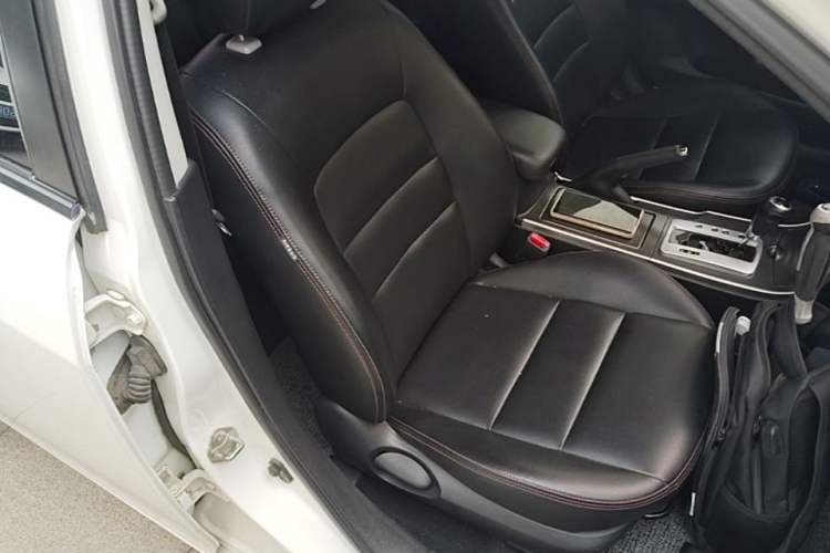 Used Mazda 6 2015 2.0L Automatic Fashion Edition Right Front Seat