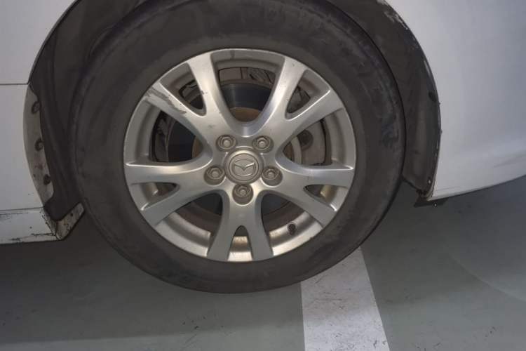 Used Mazda 6 2015 Coupe 2.0L Automatic Elite Edition Right Front Wheel Hub