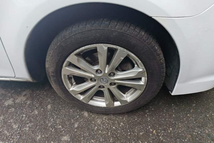 Used Mazda 6 2015 2.0L Automatic Classic Version Right Front Wheel Hub
