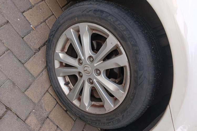 Used Mazda 6 2015 2.0L Automatic Classic Version Right Front Wheel Hub