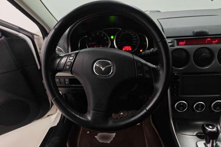 Used Mazda 6 2015 2.0L Automatic Fashion Edition Steering Wheel