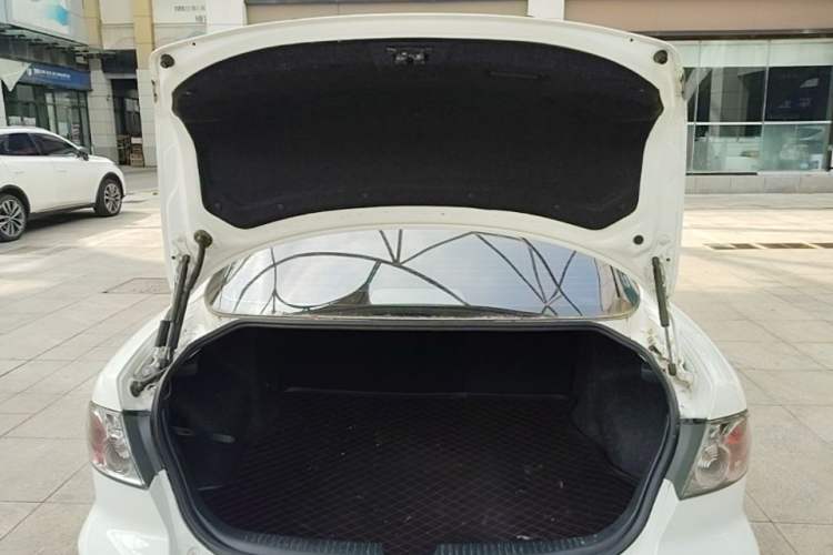 Used Mazda 6 2015 2.0L Automatic Fashion Edition Trunk