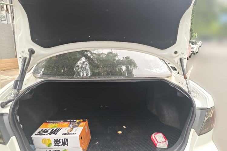 Used Mazda 6 2015 2.0L Automatic Fashion Edition Trunk
