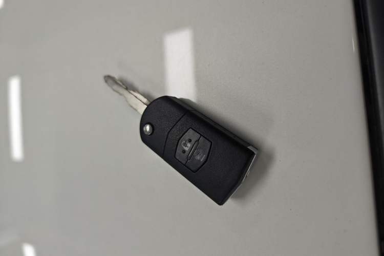 Used Mazda 6 2015 2.0L Automatic Fashion Edition Vehicle Key