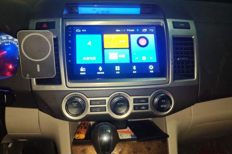 Used Mazda 8 2011 2.3L Ultimate Edition Audio And AC Panel