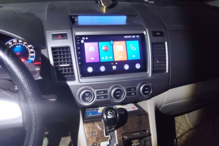 Used Mazda 8 2011 2.3L Elite Edition Audio And AC Panel