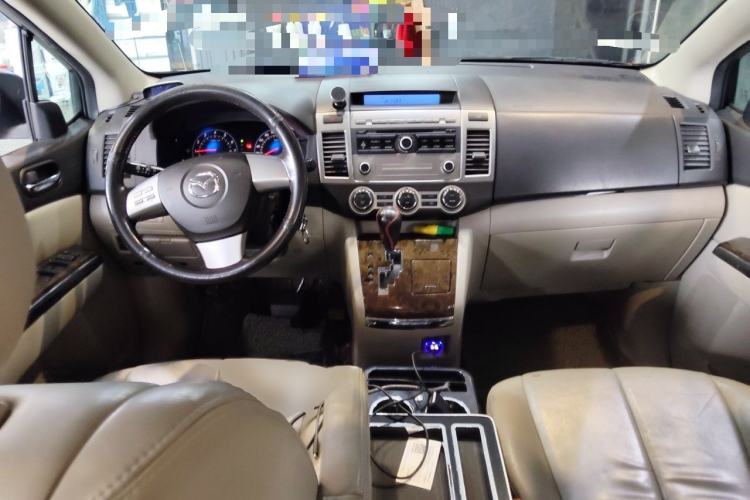 Used Mazda 8 2011 2.3L Deluxe Edition Center Console