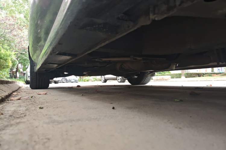Used Mazda 8 2011 2.3L Ultimate Edition Chassis Front Right