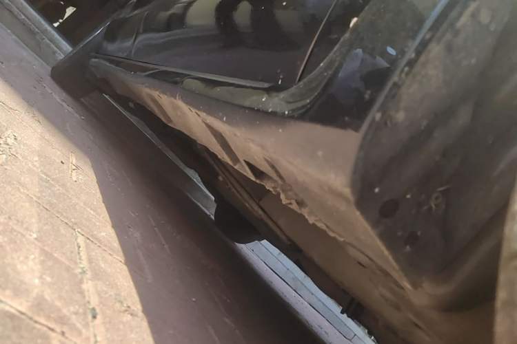 Used Mazda 8 2011 2.3L Deluxe Edition Chassis Front Right