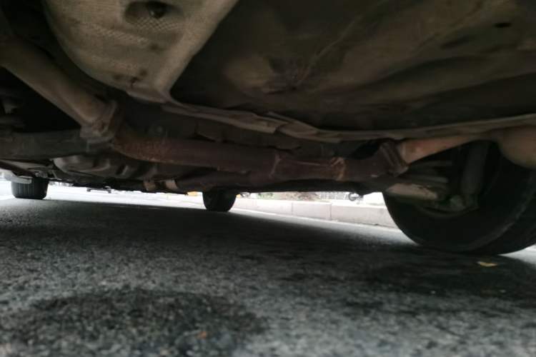 Used Mazda 8 2011 2.3L Deluxe Edition Chassis Rear