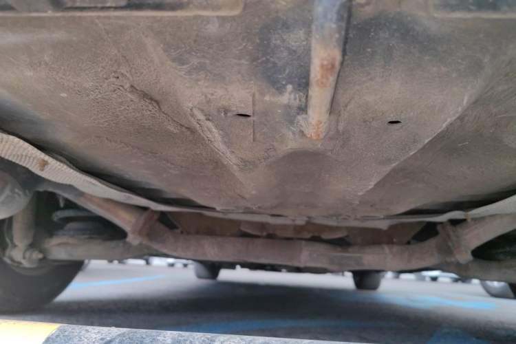 Used Mazda 8 2011 2.3L Deluxe Edition Chassis Rear