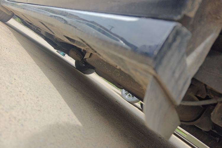 Used Mazda 8 2011 2.3L Deluxe Edition Chassis Rear Left