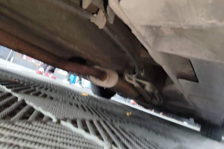 Used Mazda 8 2011 2.3L Deluxe Edition Chassis Rear Right