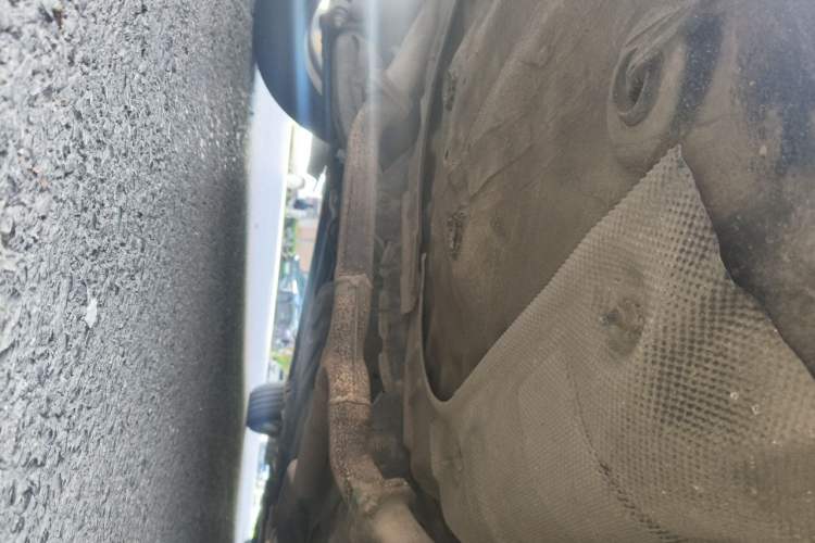 Used Mazda 8 2011 2.3L Deluxe Edition Chassis Rear