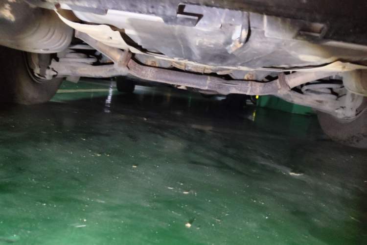 Used Mazda 8 2011 2.3L Elite Edition Chassis Rear