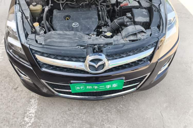 Used Mazda 8 2011 2.3L Ultimate Edition Engine Bay