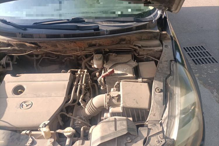 Used Mazda 8 2011 2.3L Deluxe Edition Engine Bay Left