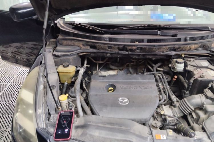 Used Mazda 8 2011 2.3L Deluxe Edition Engine Bay Right