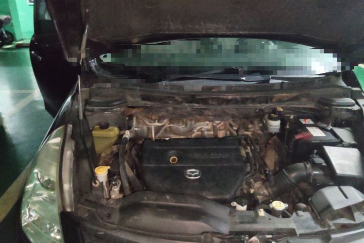 Used Mazda 8 2011 2.3L Elite Edition Engine Bay Right