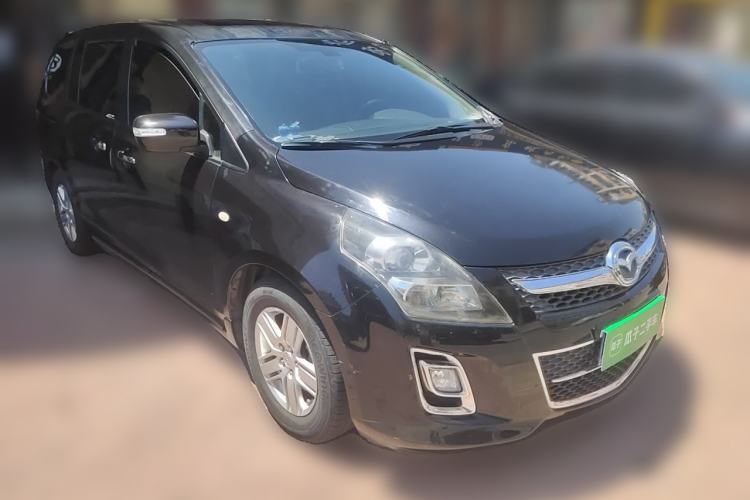 Used Mazda 8 2011 2.3L Deluxe Edition Front Right 45 Deg