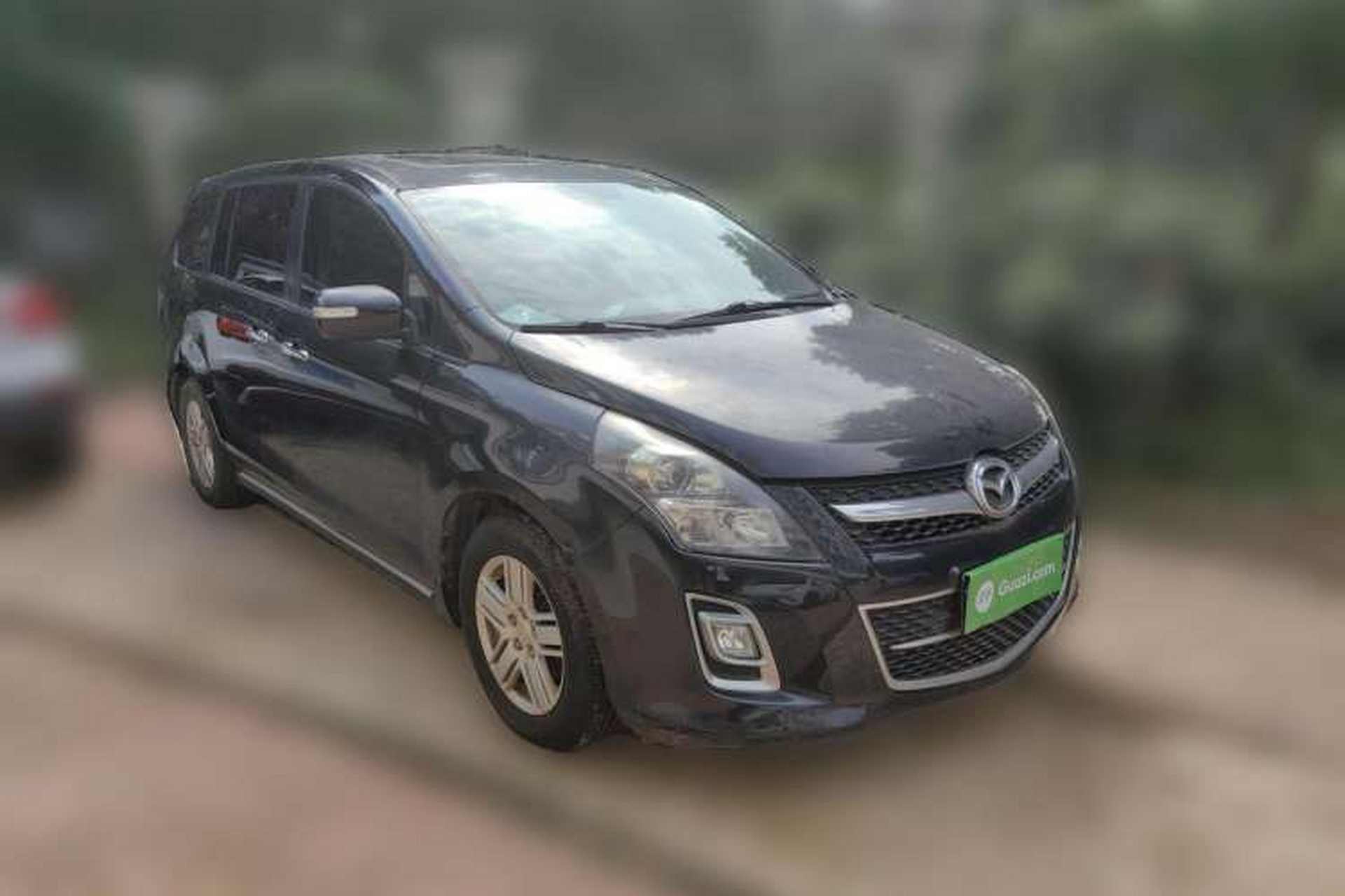 Used Mazda 8 2011 2.3L Ultimate Edition Front Right 45 Deg