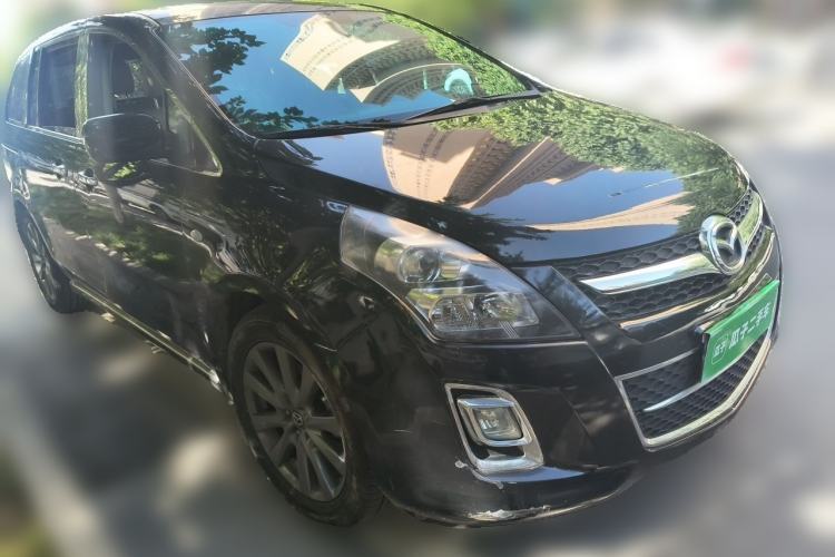 Used Mazda 8 2011 2.3L Deluxe Edition Front Right 45 Deg