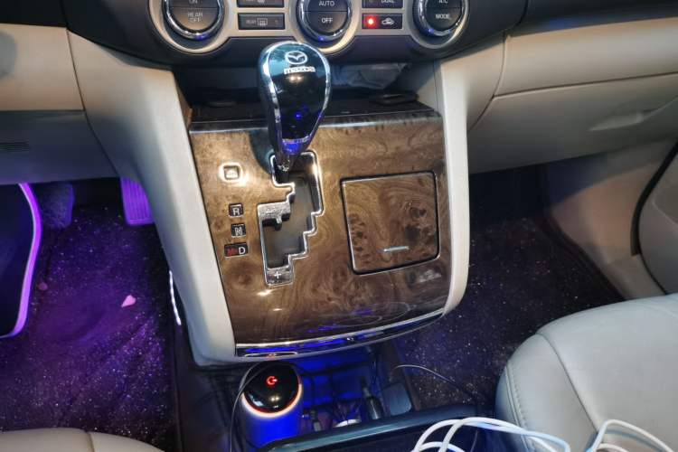 Used Mazda 8 2011 2.3L Deluxe Edition Gear Lever