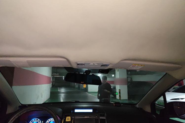 Used Mazda 8 2011 2.3L Elite Edition Headliner