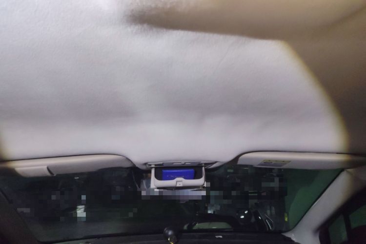 Used Mazda 8 2011 2.3L Elite Edition Headliner