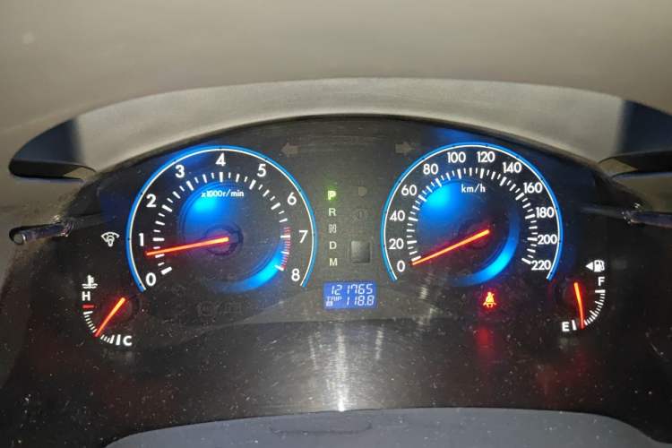 Used Mazda 8 2011 2.3L Elite Edition Instrument Cluster