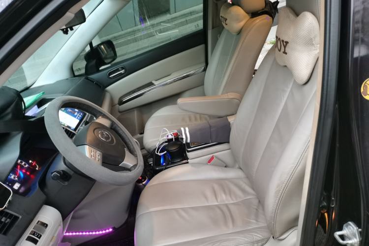 Used Mazda 8 2011 2.3L Deluxe Edition Left Front Seat