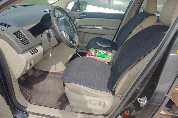 Used Mazda 8 2011 2.3L Deluxe Edition Left Front Seat