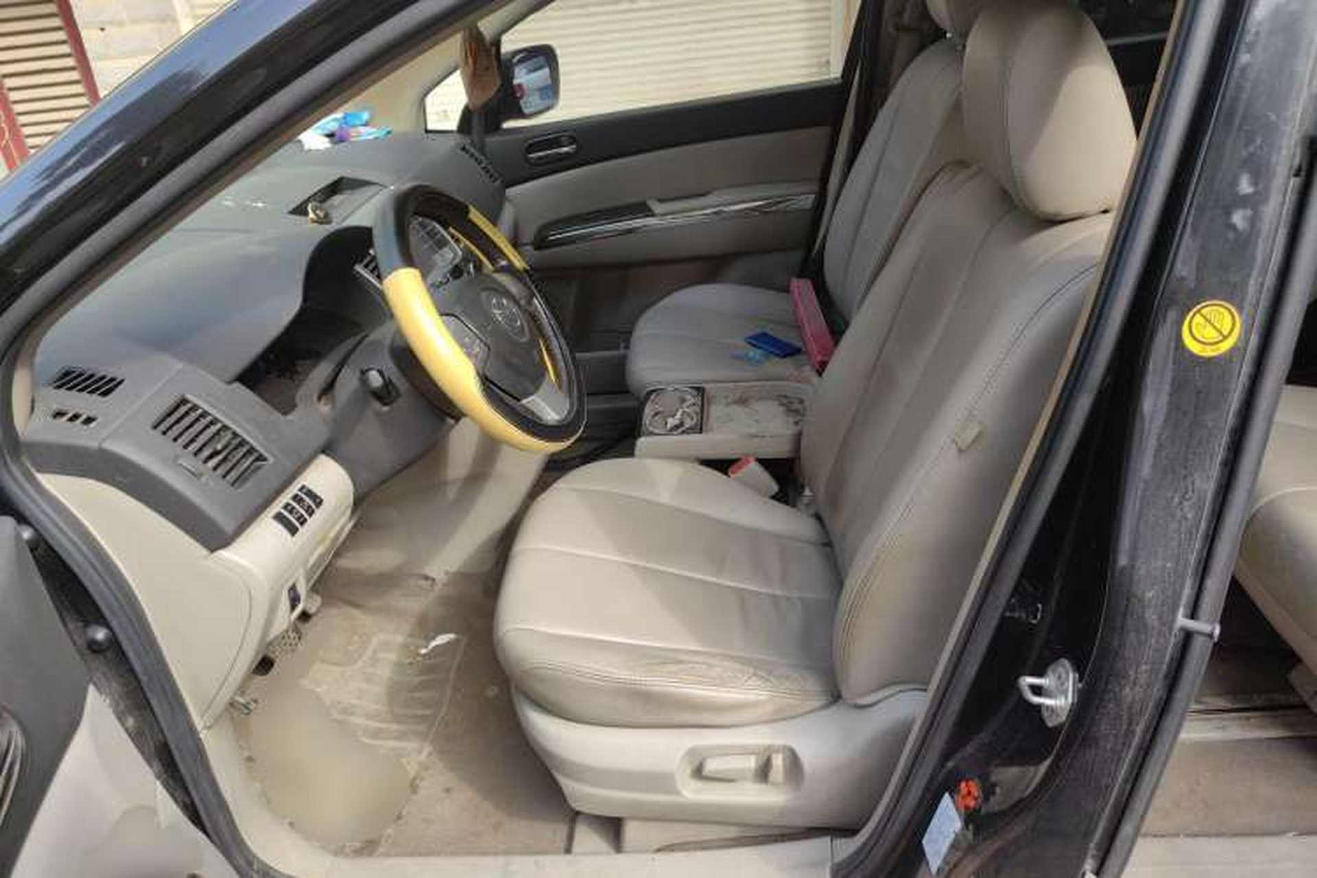 Used Mazda 8 2011 2.3L Ultimate Edition Left Front Seat
