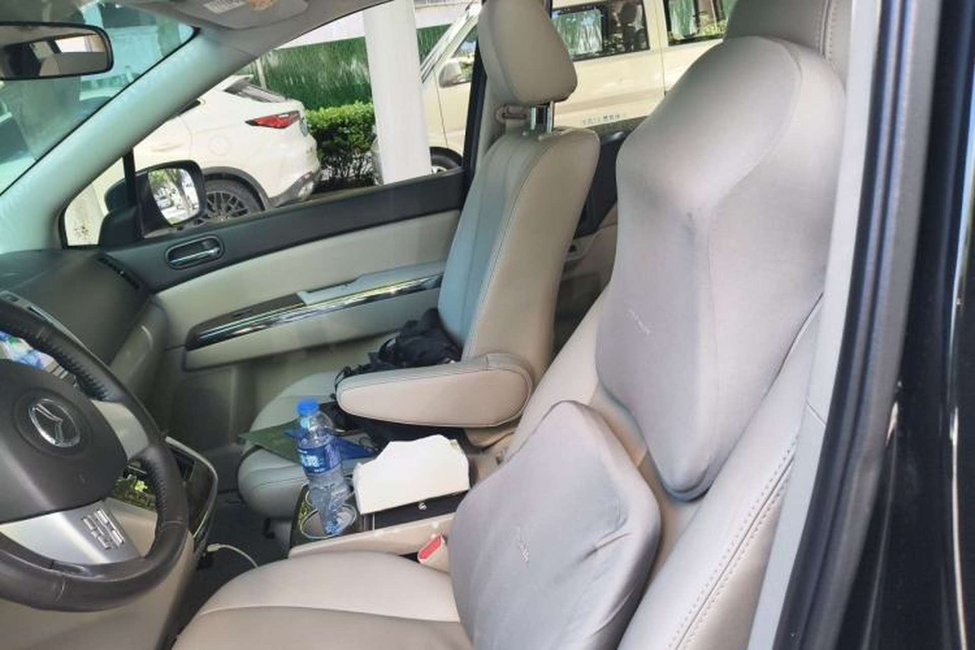 Used Mazda 8 2011 2.3L Deluxe Edition Left Front Seat