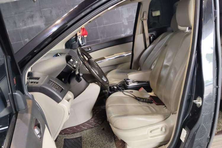 Used Mazda 8 2011 2.3L Deluxe Edition Left Front Seat
