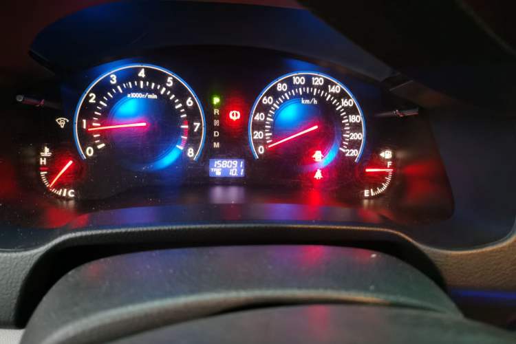 Used Mazda 8 2011 2.3L Deluxe Edition Odometer Close Up
