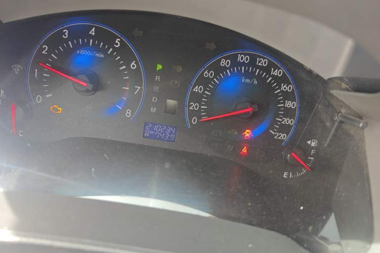 Used Mazda 8 2011 2.3L Deluxe Edition Odometer Close Up