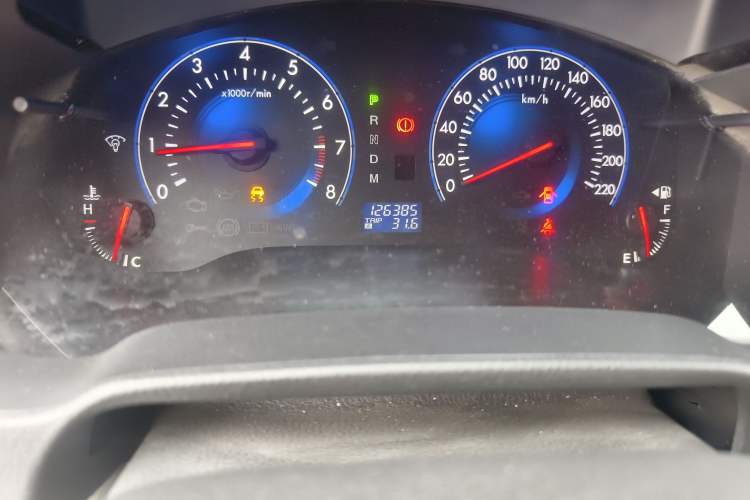 Used Mazda 8 2011 2.3L Deluxe Edition Odometer Close Up