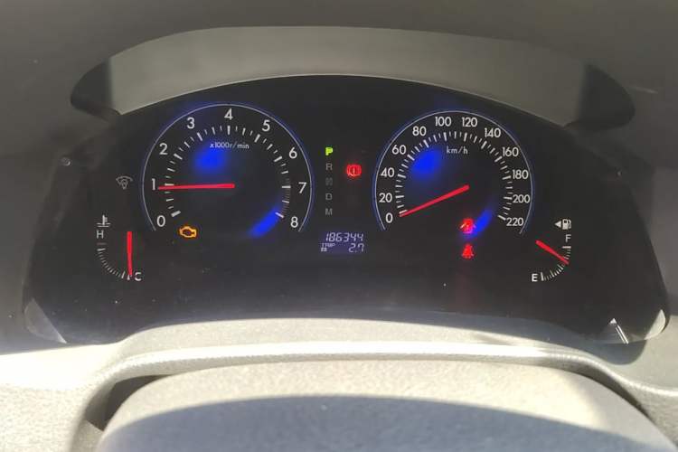 Used Mazda 8 2011 2.3L Deluxe Edition Odometer Close Up