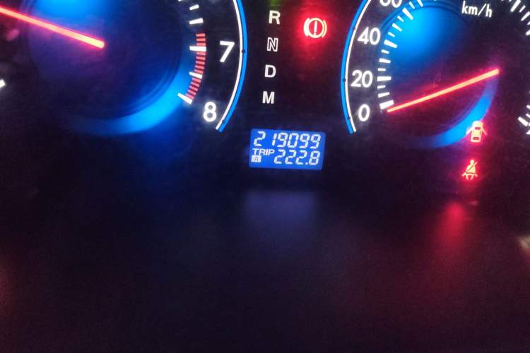 Used Mazda 8 2011 2.3L Elite Edition Odometer Close Up