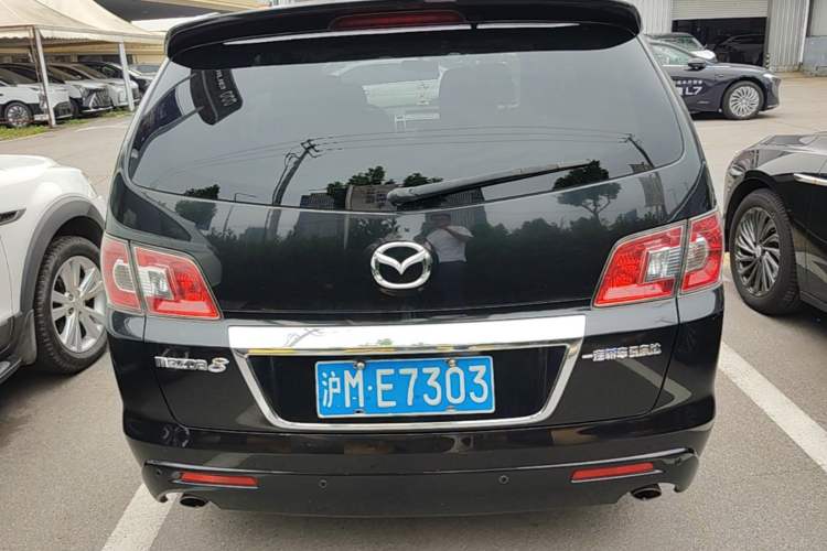 Used Mazda 8 2011 2.3L Deluxe Edition Rear