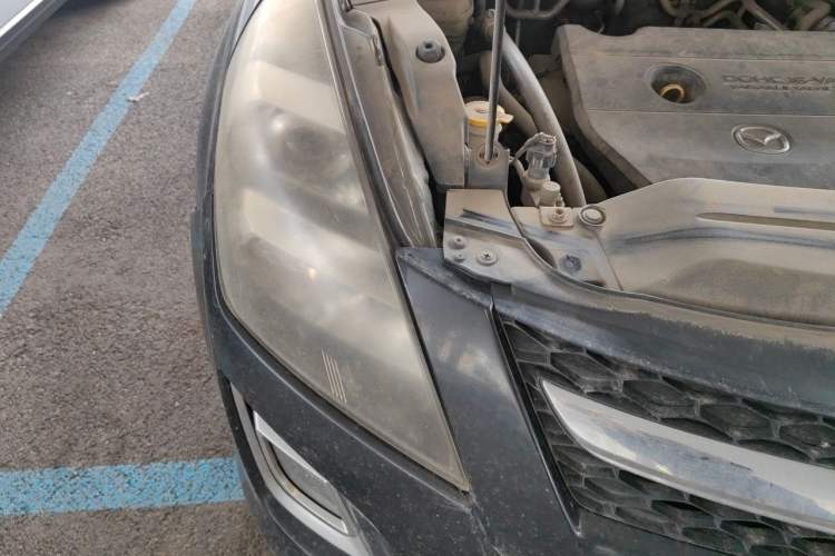 Used Mazda 8 2011 2.3L Deluxe Edition Right Front Headlight