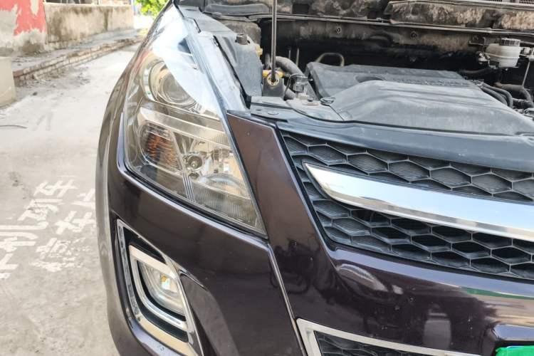 Used Mazda 8 2011 2.3L Ultimate Edition Right Front Headlight