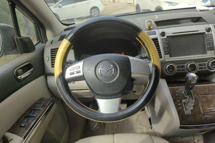 Used Mazda 8 2011 2.3L Ultimate Edition Steering Wheel