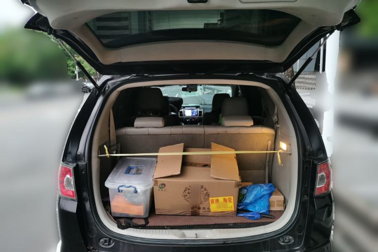 Used Mazda 8 2011 2.3L Deluxe Edition Trunk