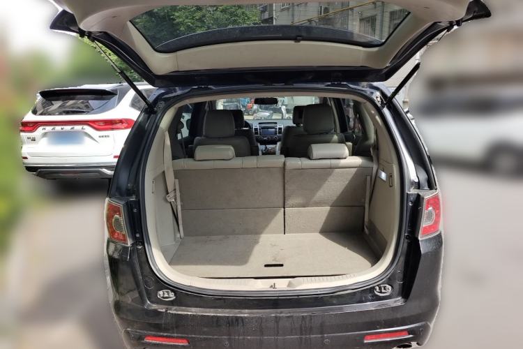 Used Mazda 8 2011 2.3L Deluxe Edition Trunk