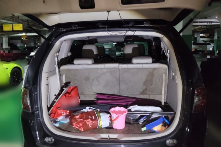 Used Mazda 8 2011 2.3L Elite Edition Trunk